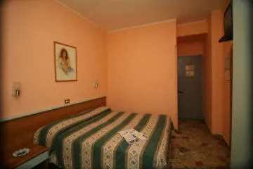 Otel Del Sud *