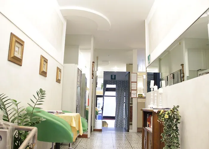 Del Sud Отель