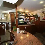 德尔苏德酒店